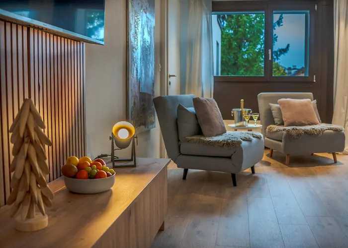 De Luxe Au Coeur De *